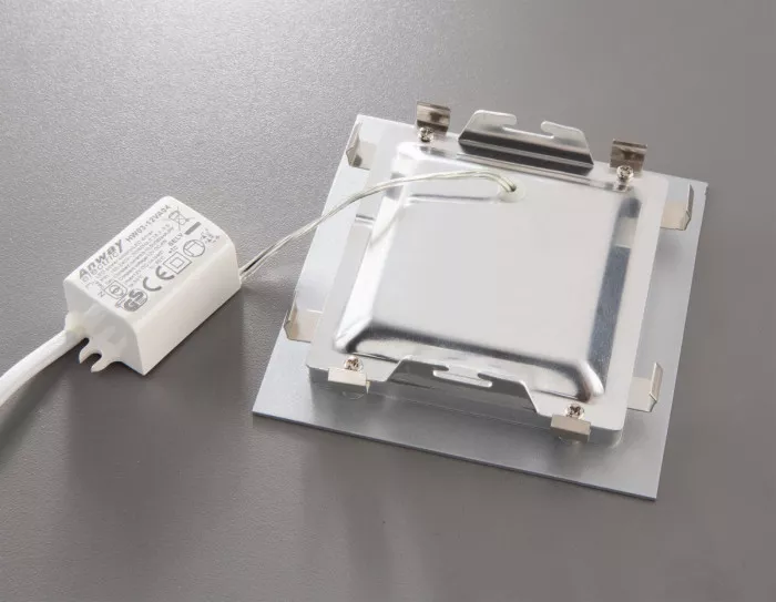 Heitronic LED Einbauleuchte Nizza eckig silber 3,5W 2700K inklusive Vorschaltgerät